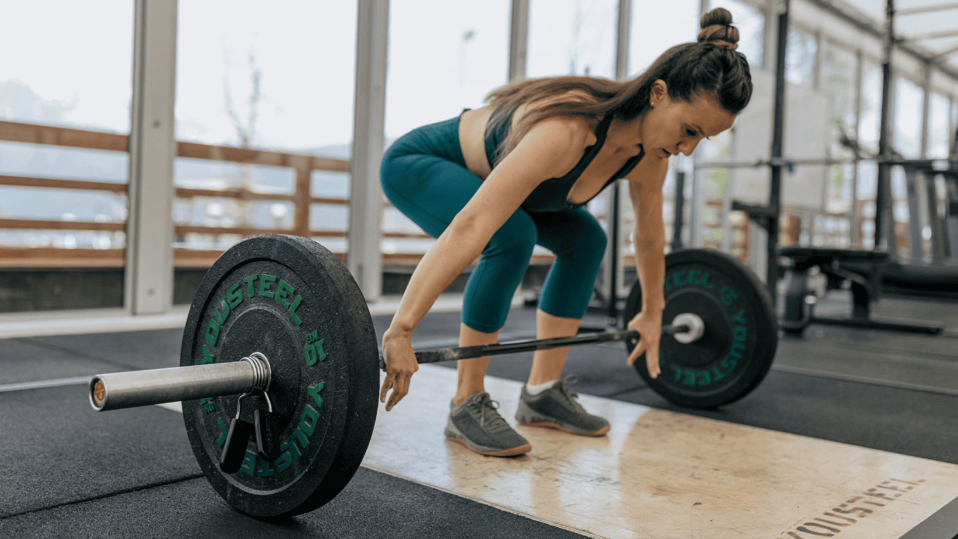 Pistolet de massage + ventouse : duo gagnant pour une récupération optimale